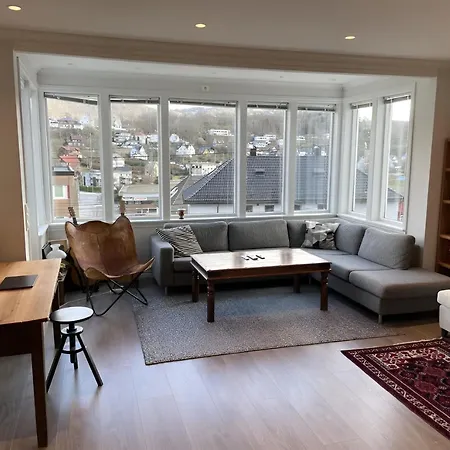 Leilighet Peaceful With Balcony - Near Tram & Trails *