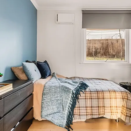 Leilighet Peaceful With Balcony - Near Tram & Trails