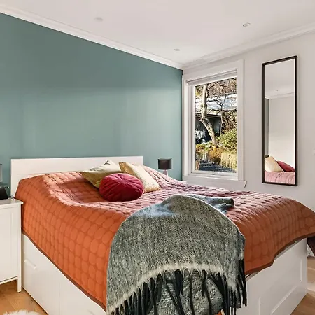 Peaceful With Balcony - Near Tram & Trails Apartment Bergen